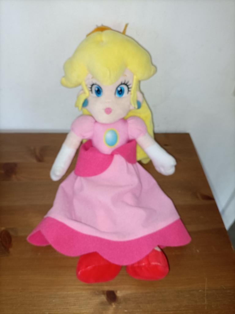Prinses Peach knuffel 38 cm groot, Ophalen of Verzenden, Zo goed als nieuw, Barbie
