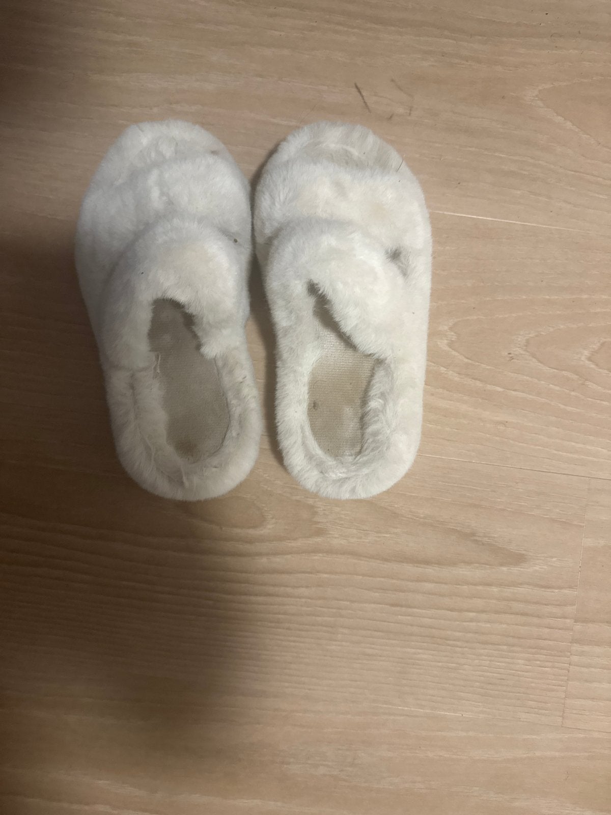 Dames fluffy slippers maat 39/40, Kleding | Dames, Ophalen of Verzenden, Gedragen, Wit, Slippers