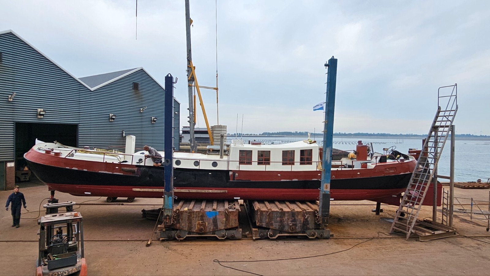 tjalk 19,96m x 4,20m, Watersport en Boten, Antifouling, Gebruikt, Staal, Binnenboordmotor