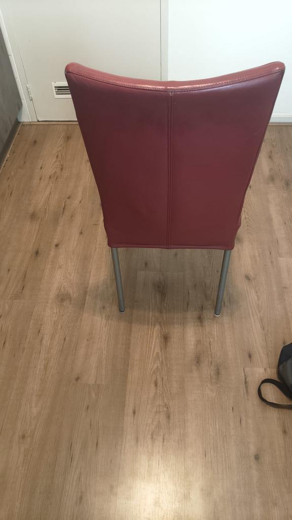 Rode leren stoelen, Huis en Inrichting, Stoelen, Gebruikt, Leer, Ophalen of Verzenden, Vier