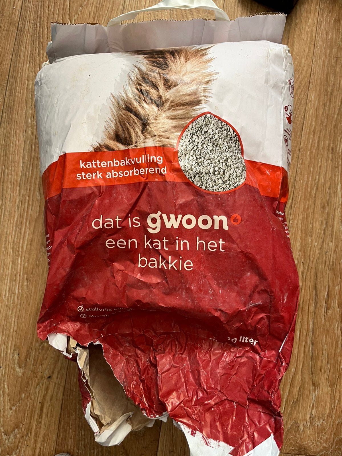 Kattenbakvulling van merk gwoon, Ophalen, Zo goed als nieuw