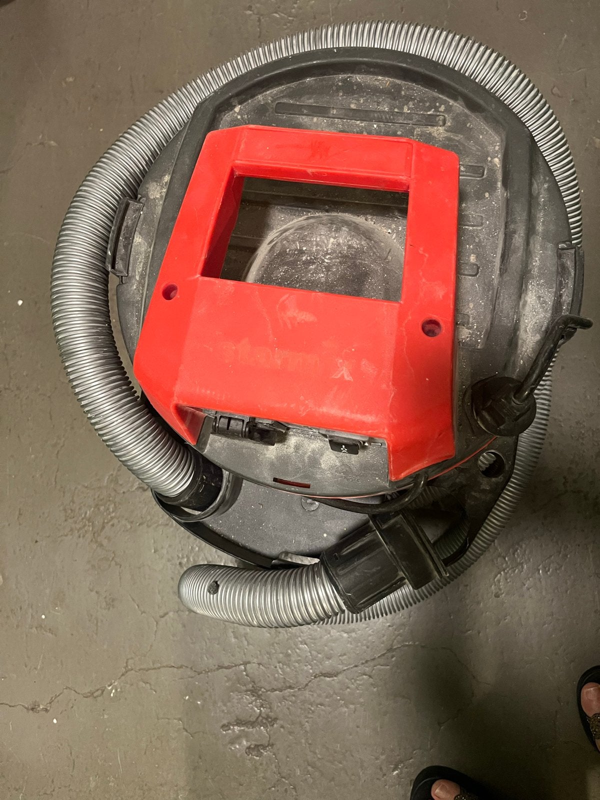 Hilti industriële bouwstofzuiger - Zeer goede staat, Ophalen of Verzenden, Zo goed als nieuw, Industriële stofzuiger, Reservoir