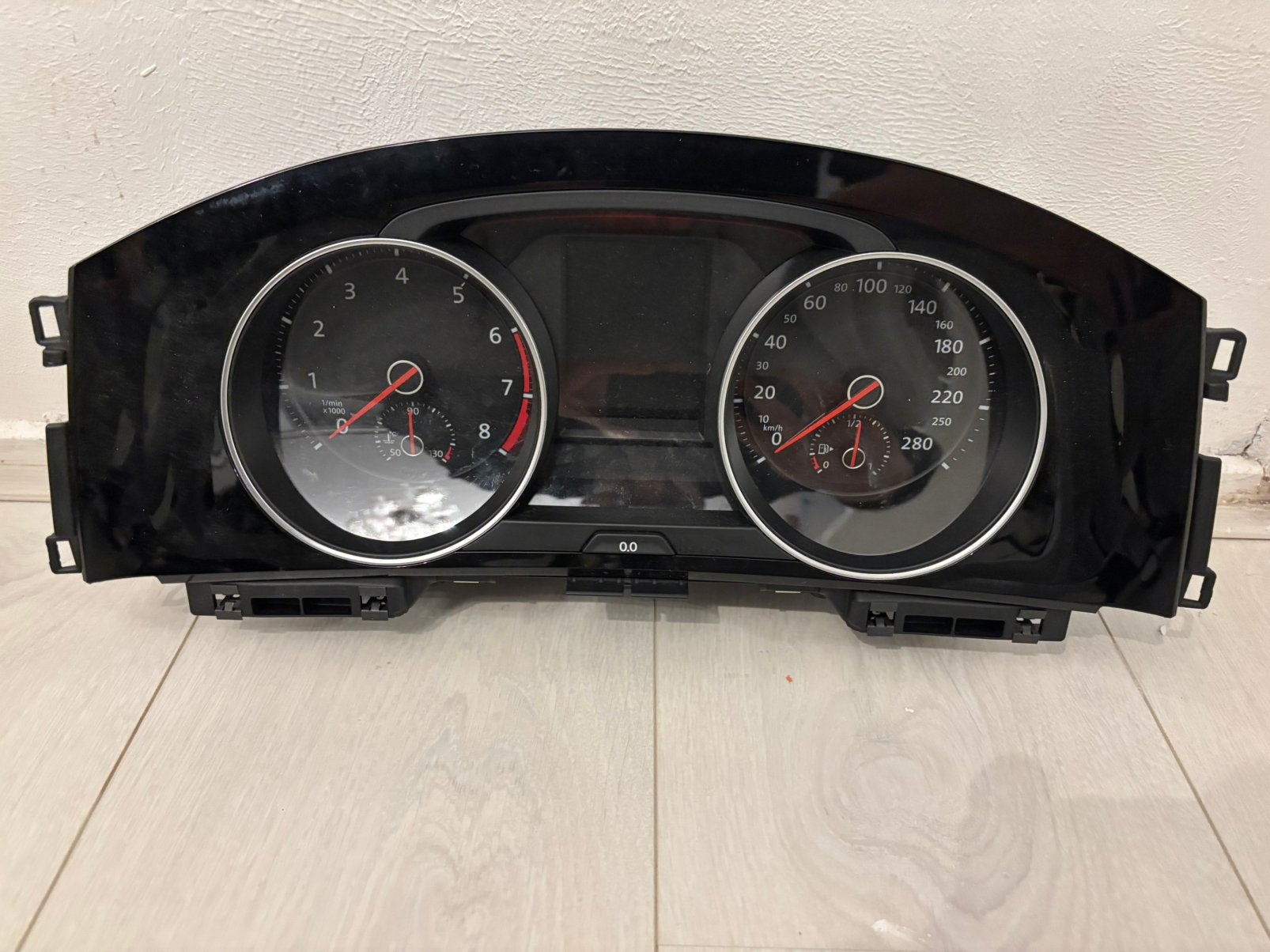 Golf 7.5 GTI kilometer teller met zwarte sierlijst, Ophalen, Gebruikt