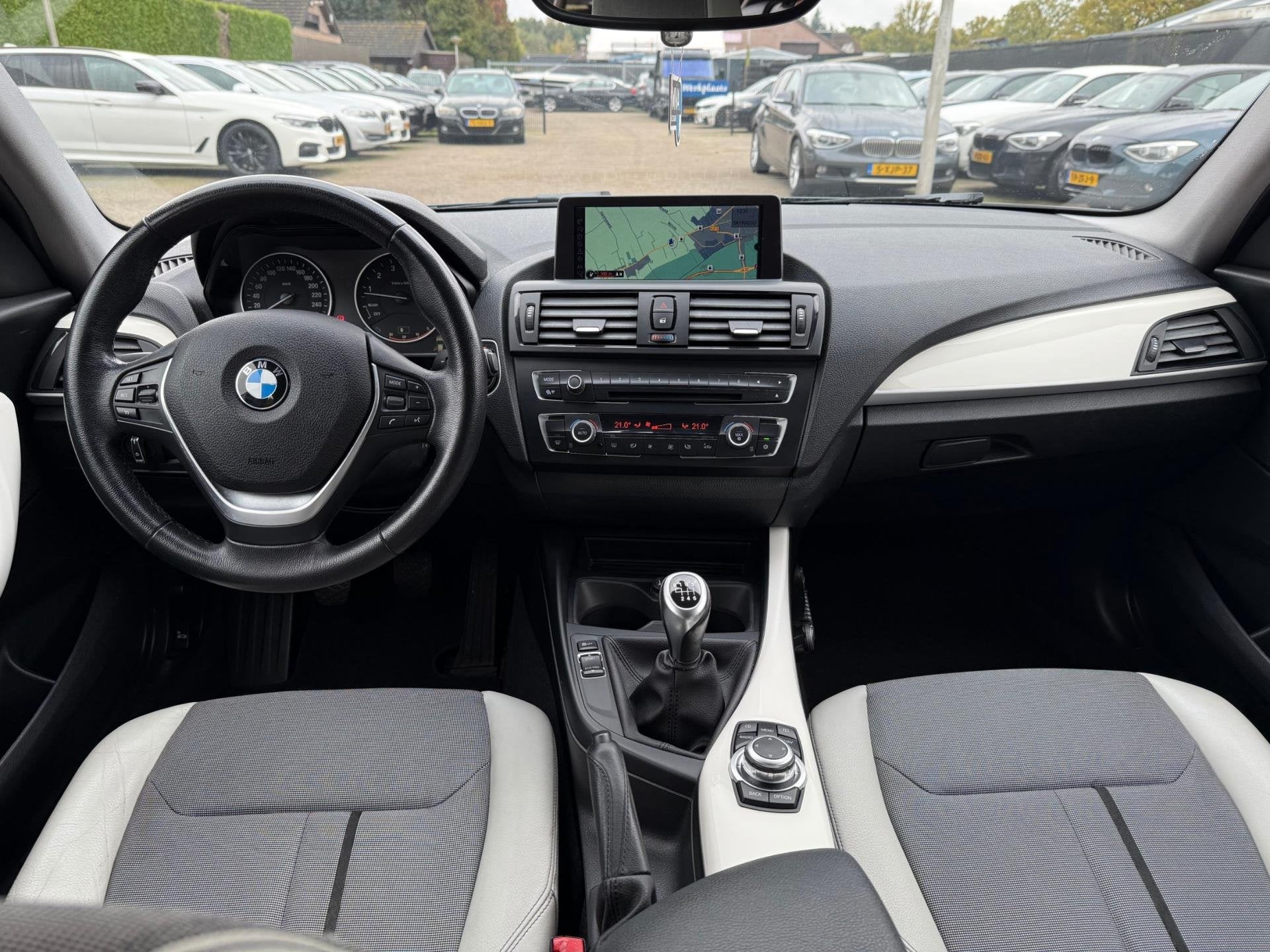 BMW 1-serie 116i Business+ Urban|Nieuwe Ketting + Klepseals|, 1-Serie, Euro 5, Gebruikt, Zwart