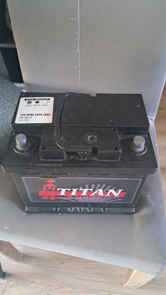 Titan 12V 62Ah 540A (SAE) auto-accu, model DIN 56219., Nieuw