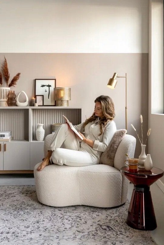 Woood fauteuil Stone crème bouclé stof met leuning rechts, Ophalen, Zo goed als nieuw, Stof, 75 tot 100 cm