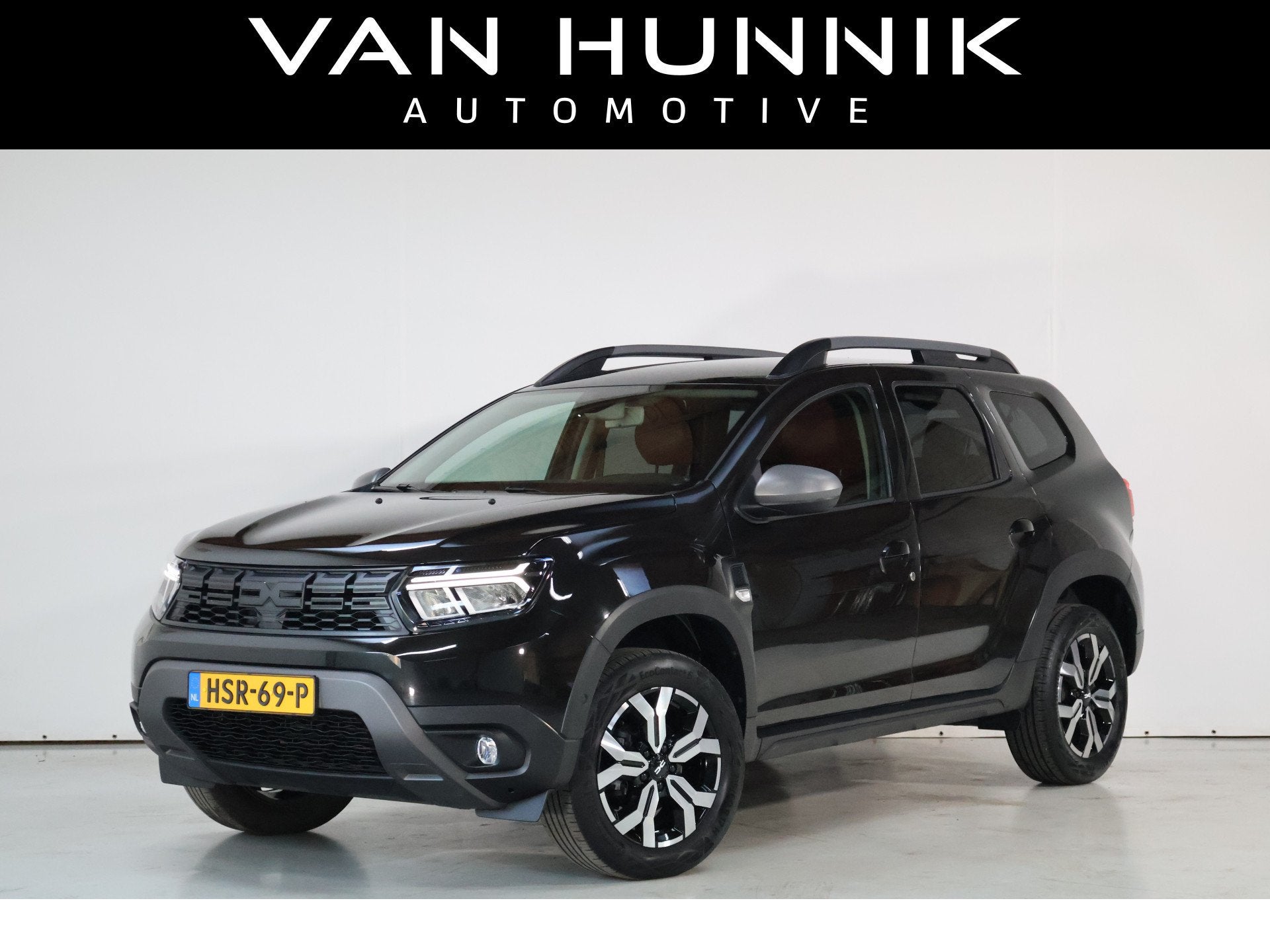 Dacia Duster 1.3 TCe 150 Journey | Trekhaak | Leder | Camera, Euro 6, 4 cilinders, Zwart, Leder