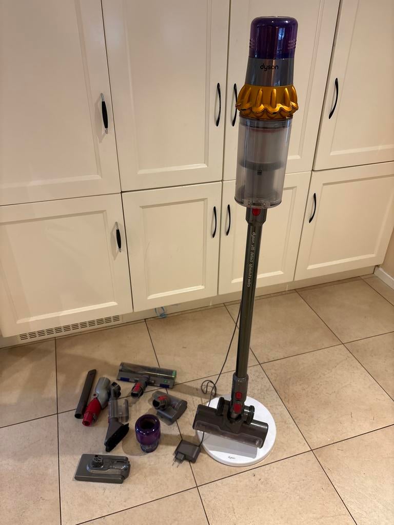 Dyson V15 Detect Absolute Draadloze Stofzuiger, Witgoed en Apparatuur, Stofzuigers, Gebruikt, Minder dan 1200 watt, Reservoir