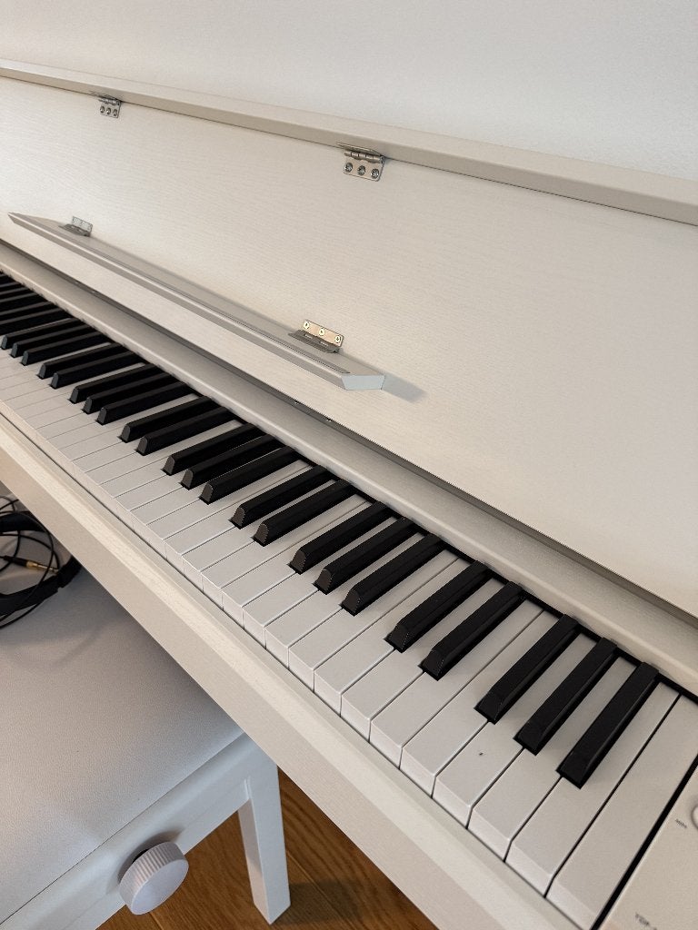 Yamaha Arius YDP-S35WH digitale piano + bankje wit, Ophalen, Wit, Digitaal, Zo goed als nieuw