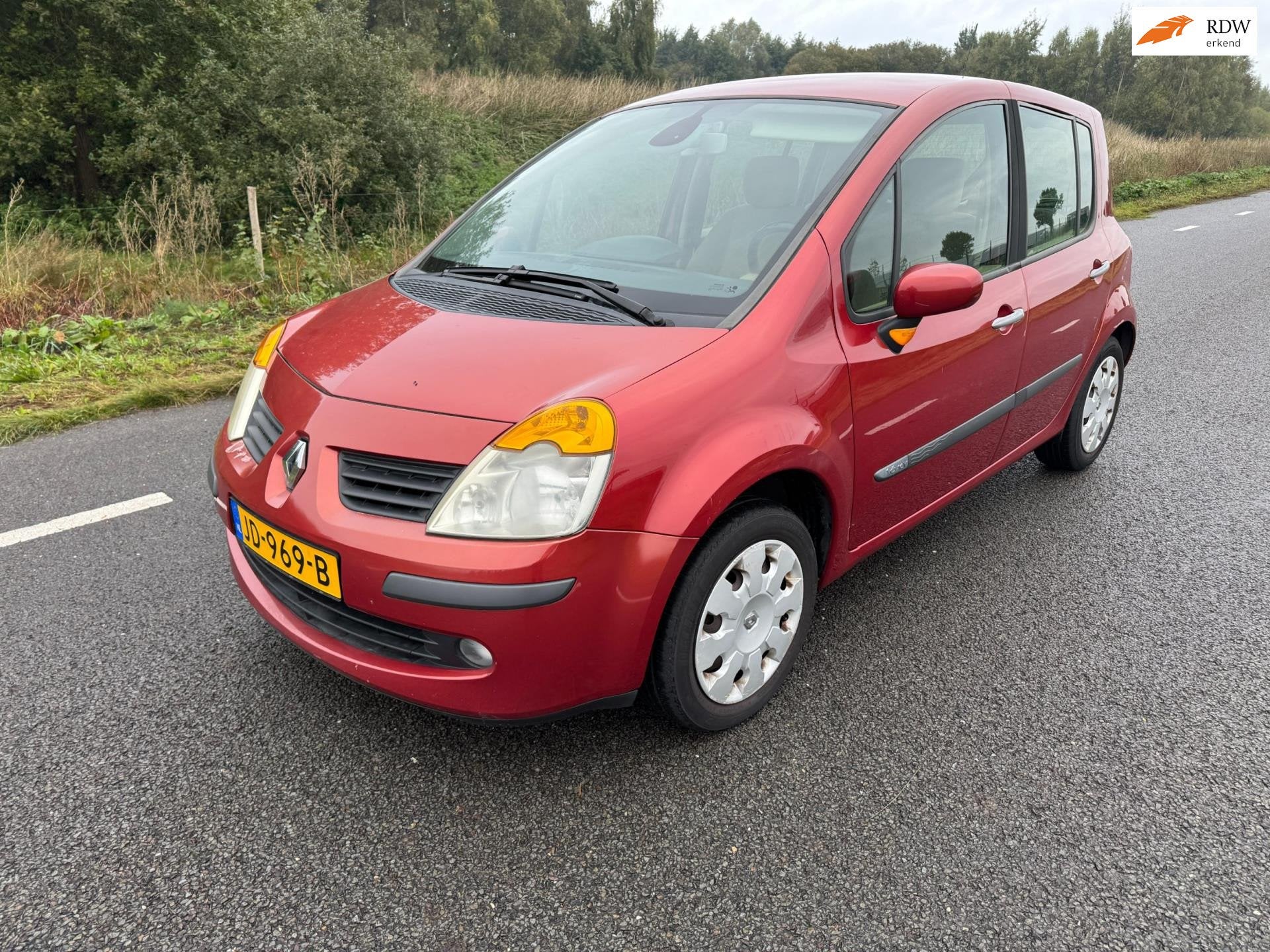 Renault MODUS JP0V05, 15 km/l, 4 cilinders, 49 €/maand, Bedrijf