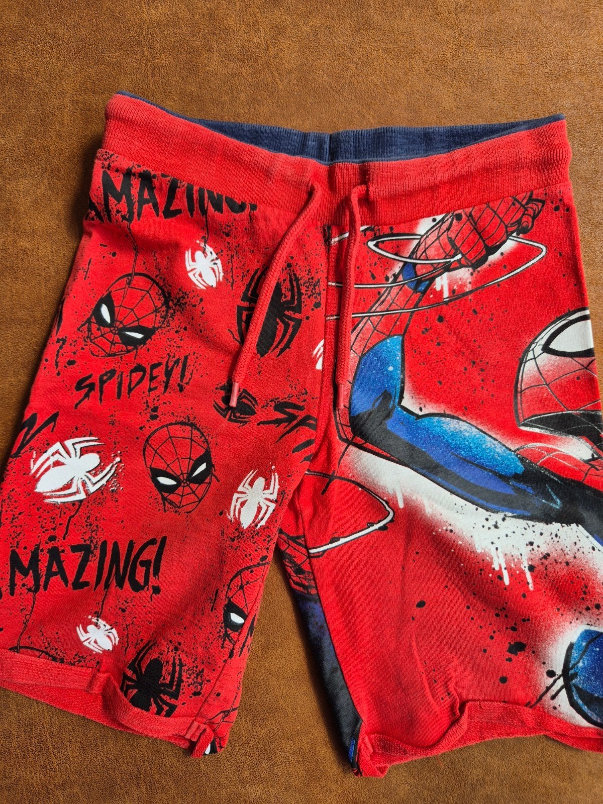 Spiderman korte broek maat 128, Kinderen en Baby's, Kinderkleding | Maat 128, Broek, Gebruikt, C&A, Ophalen of Verzenden