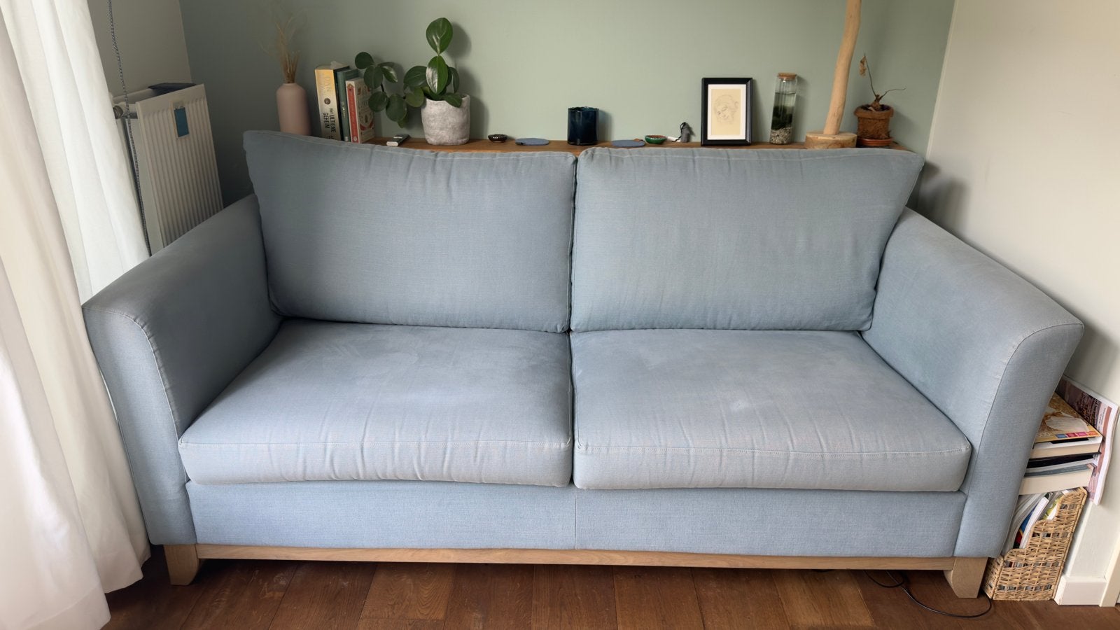 Comfortabele lichtblauwe tweepersoonsbank, Ophalen, Gebruikt, 150 tot 200 cm, Tweepersoons