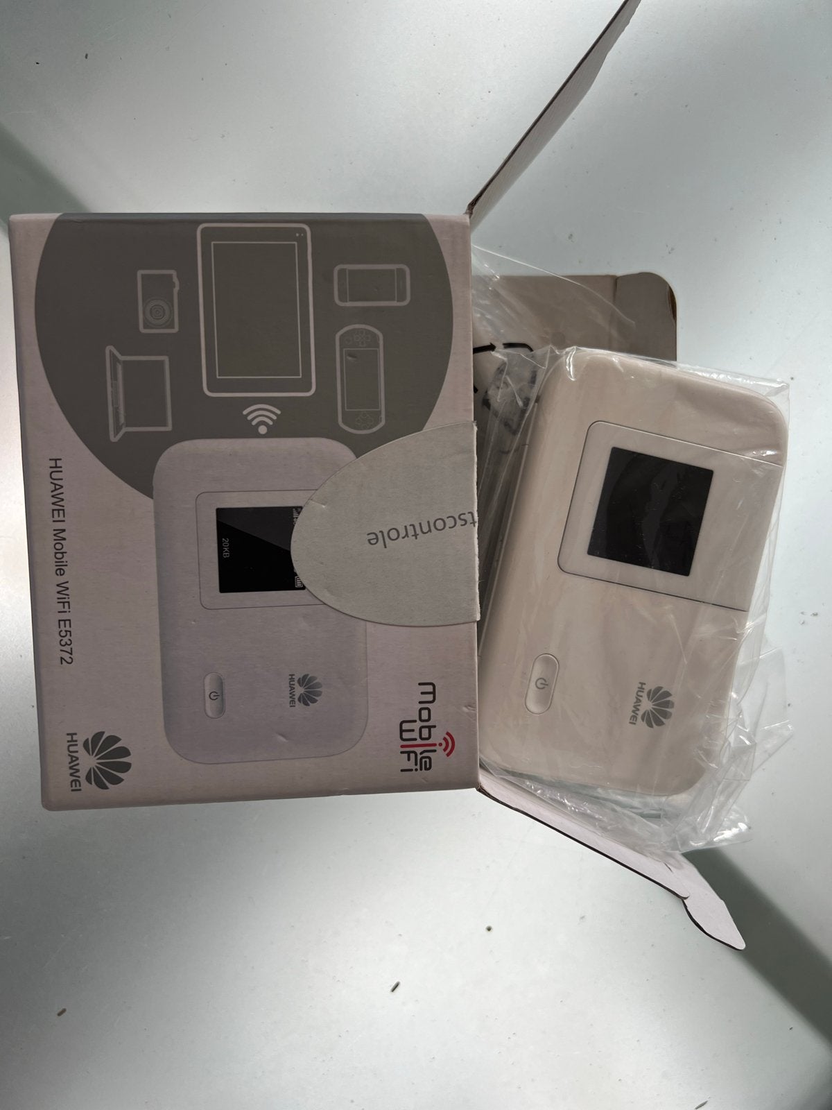 Huawei Mobile WiFi E5372 - Draagbare 4G Router, Computers en Software, Ophalen of Verzenden, Zo goed als nieuw, Router
