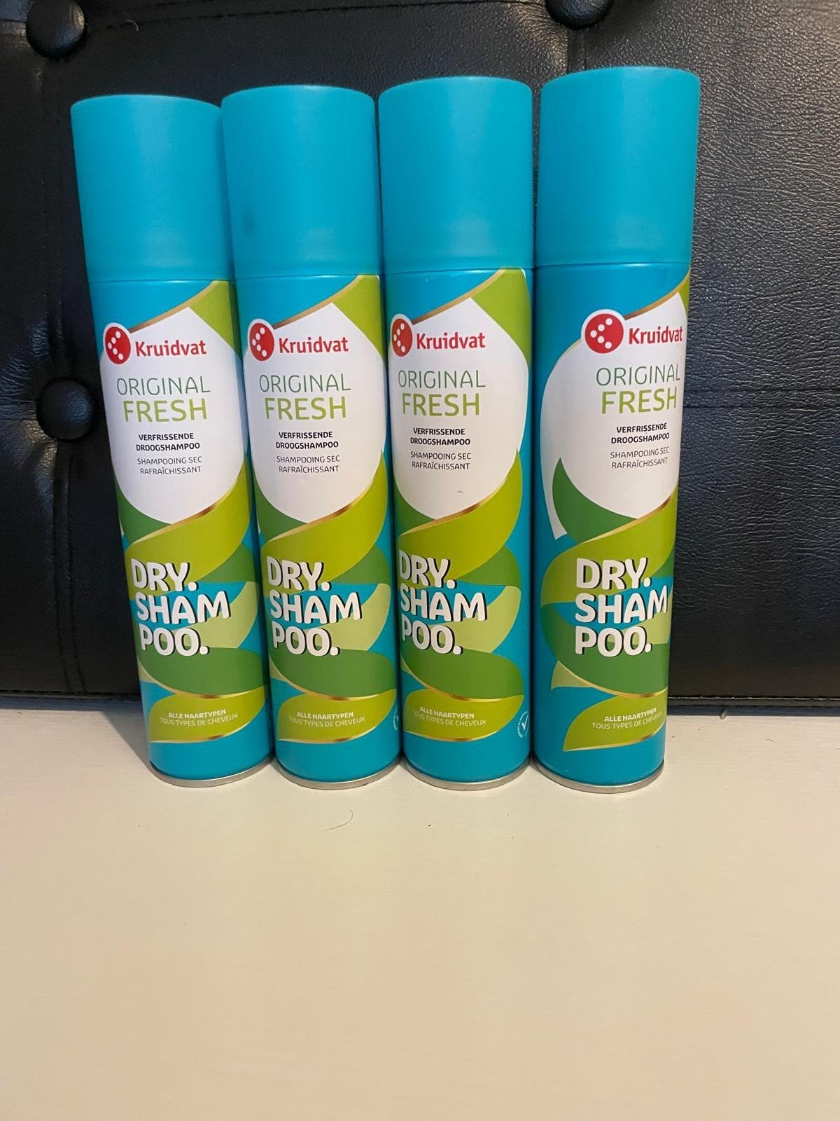 NIEUWE shampoo  10€, Ophalen of Verzenden, Nieuw, Shampoo of Conditioner