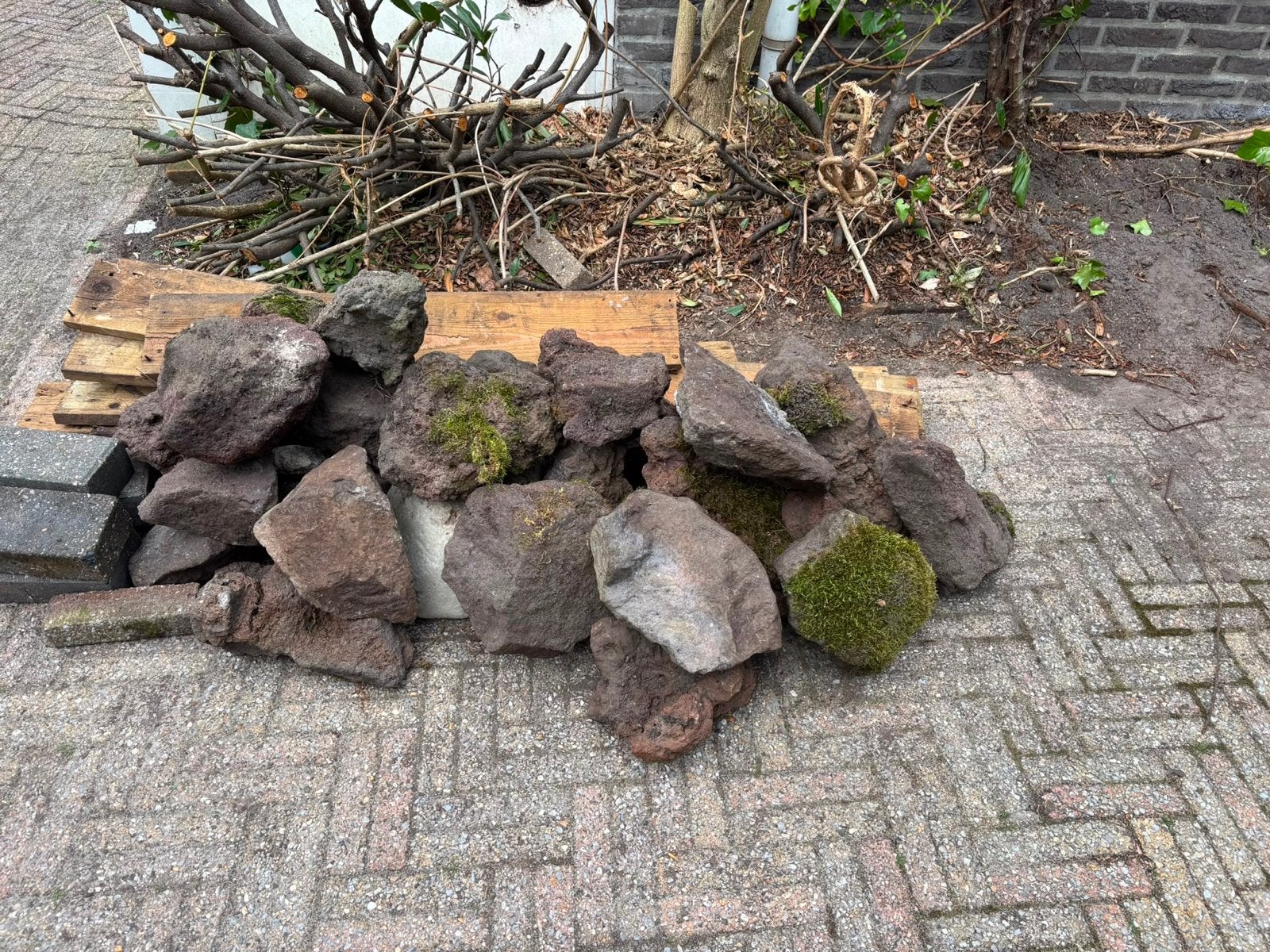 Stenen voor een vijver - Lavasteen en andere decoratieve ste, Ophalen of Verzenden, Gebruikt