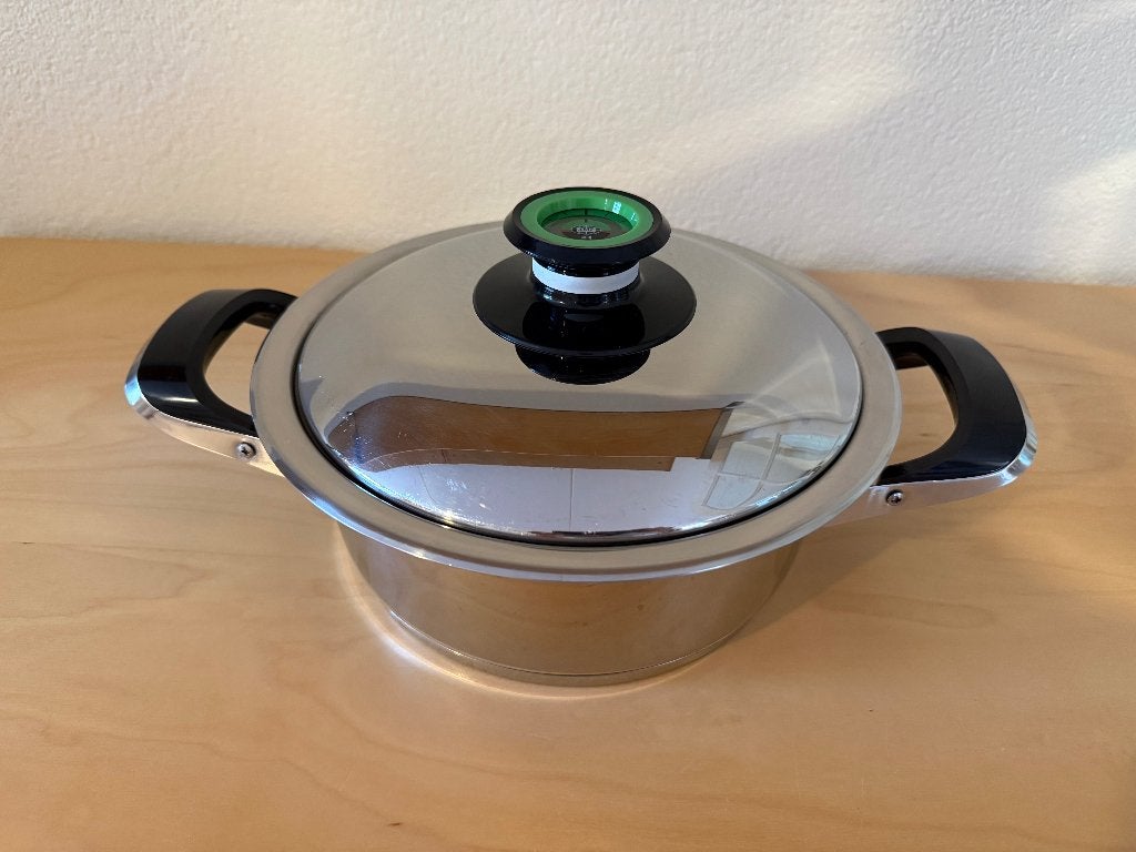 AMC 20cm Pot (Laag), Huis en Inrichting, Gebruikt, Met deksel, Ophalen of Verzenden, Rvs