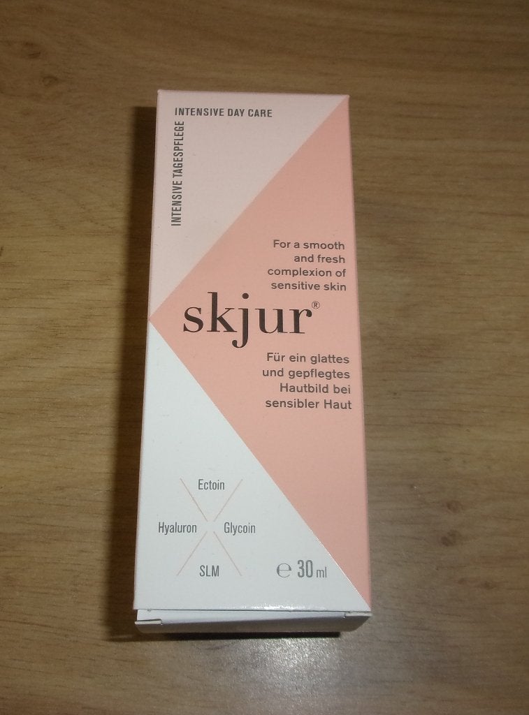 SKJUR  intensieve dagcreme gezichtsverzorging, Sieraden, Tassen en Uiterlijk, Ophalen of Verzenden, Nieuw, Gehele gezicht, Verzorging