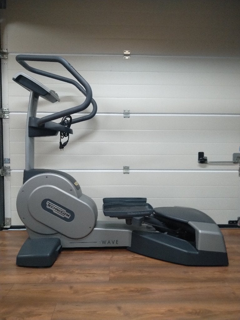 Technogym Excite Wave, Sport en Fitness, Ophalen of Verzenden, Zo goed als nieuw, Benen, Overige typen