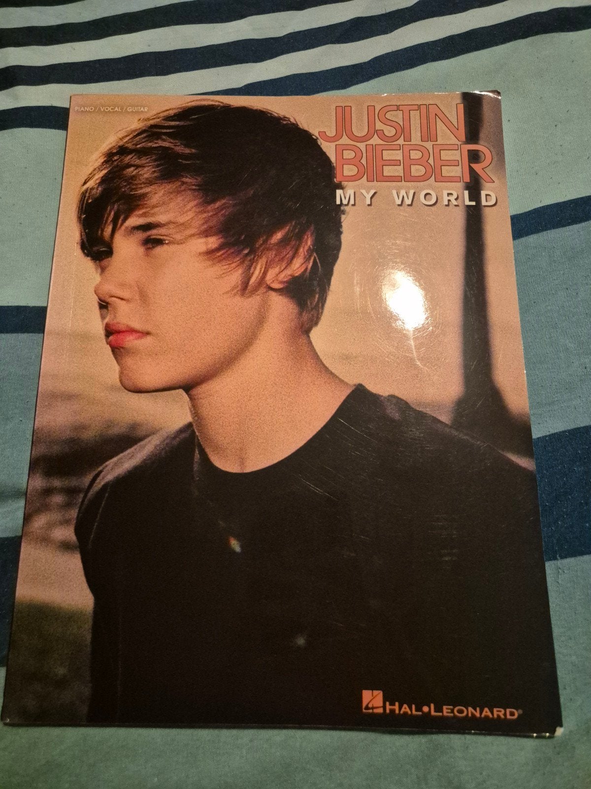 Justin Bieber - My World Bladmuziek (Piano/Zang/Gitaar), Gebruikt, Gitaar, Ophalen of Verzenden, Artiest of Componist