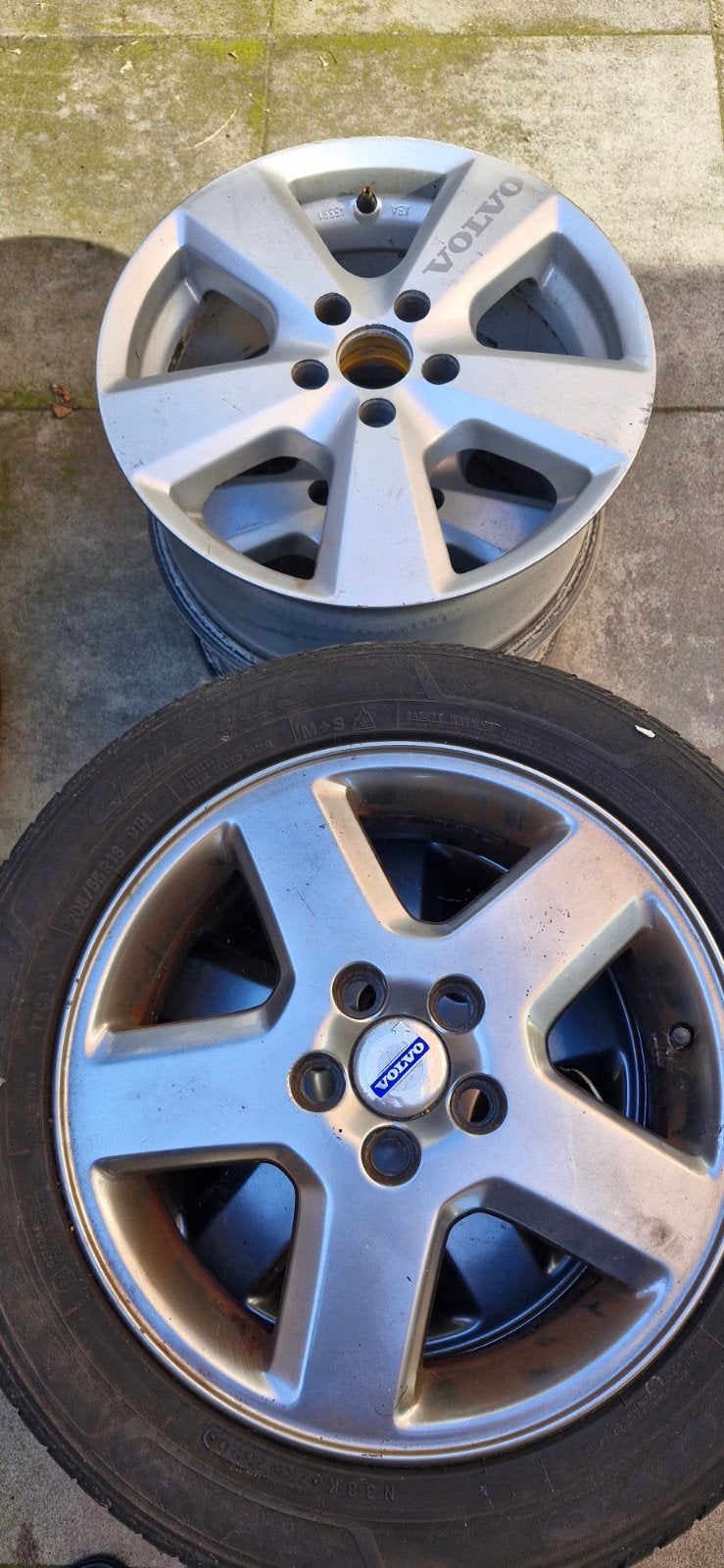 4 lichtmetalen velgen voor volvo v50, Auto diversen, Wieldoppen, Ophalen, Gebruikt
