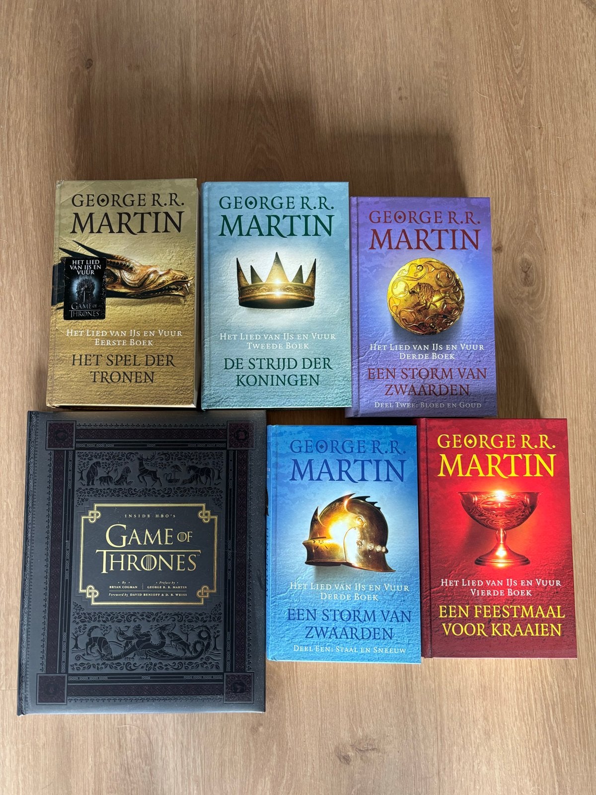 Game of Thrones boekenreeks + Inside HBO's Game of Thrones, Boeken, Ophalen of Verzenden, Gelezen, Nederland