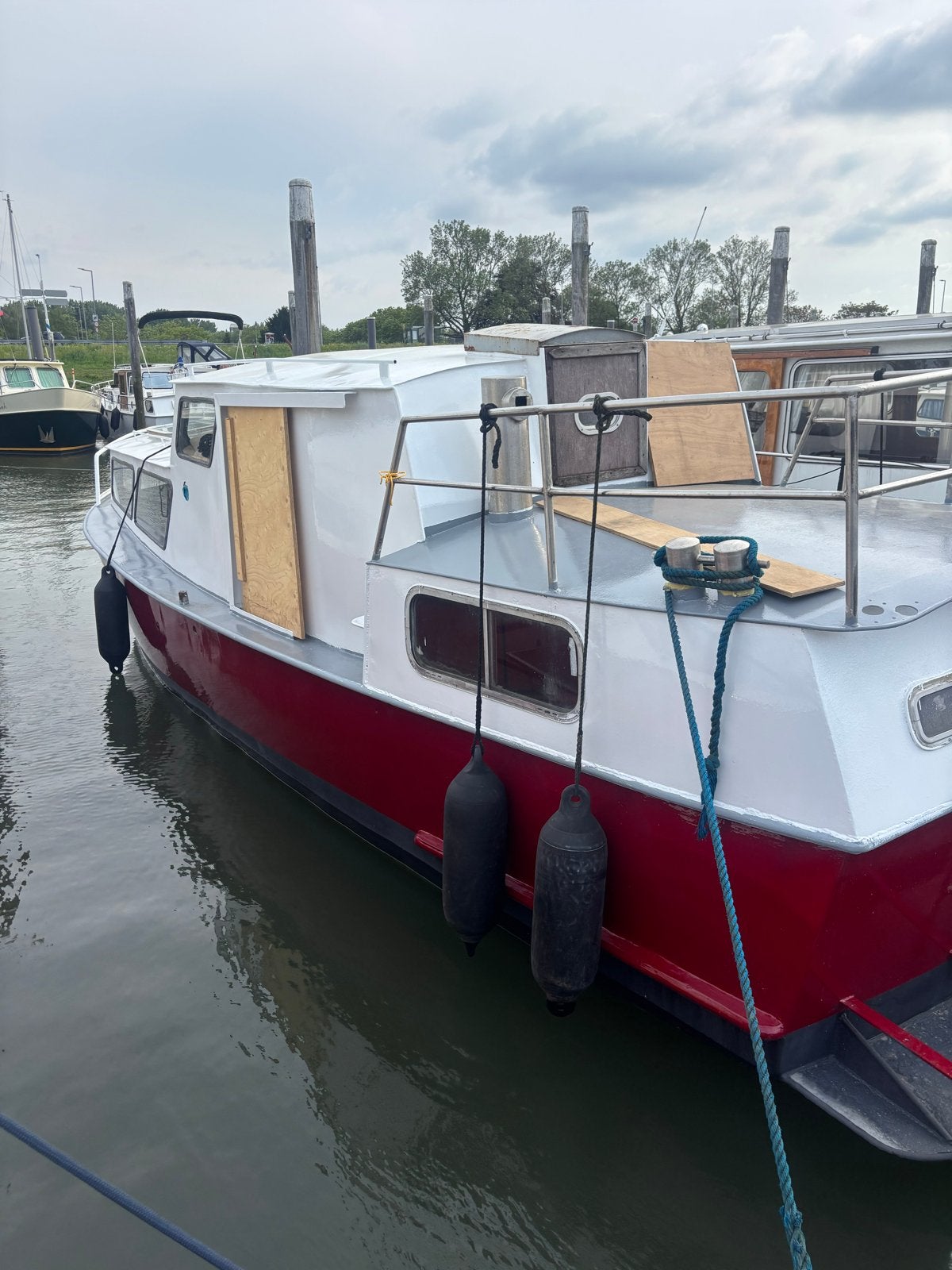 Opknapper Motorboot / Kajuitboot - Ideaal Project, Watersport en Boten, Overige merken, Gebruikt, Ophalen, Staal