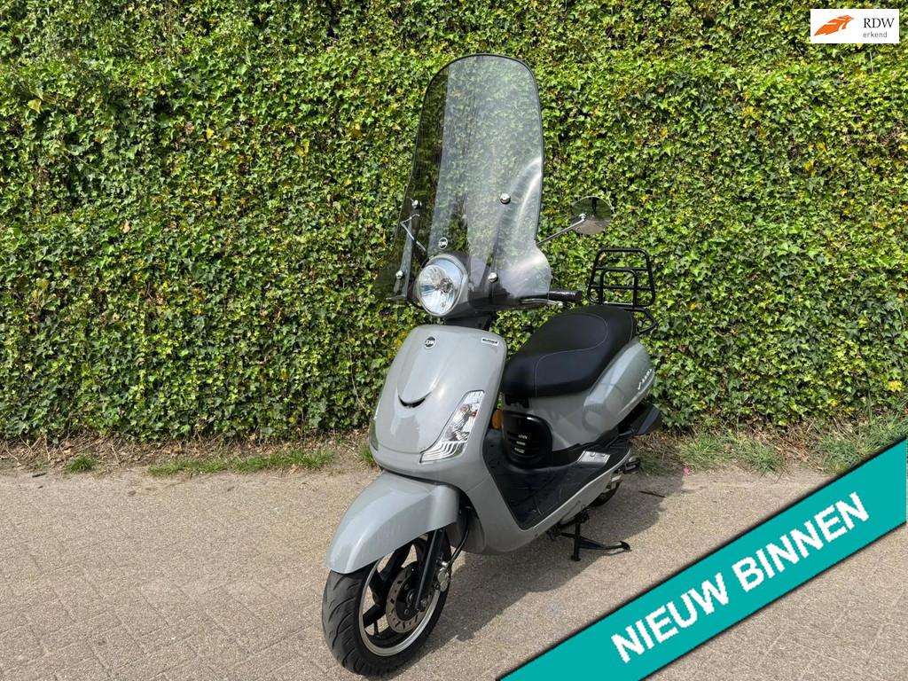 SYM Fiddle 2 E4 Rich Grey Windscherm drager BETAAL met in3, 49 cc, S, Benzine, Fiddle