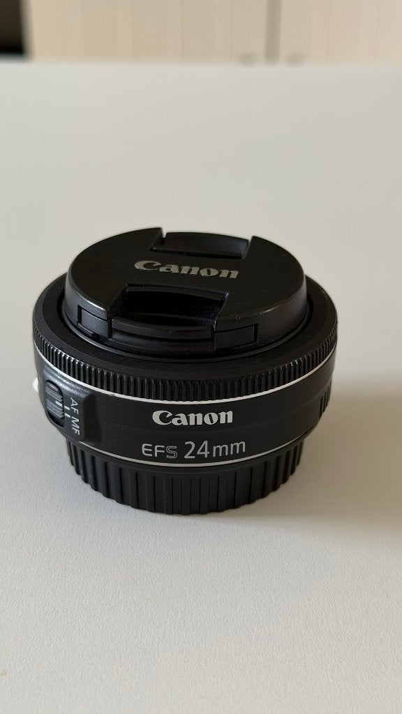 Canon EF-S 24mm f/2.8 STM - Excellent Condition, Ophalen, Canon, Zo goed als nieuw, Standaardlens