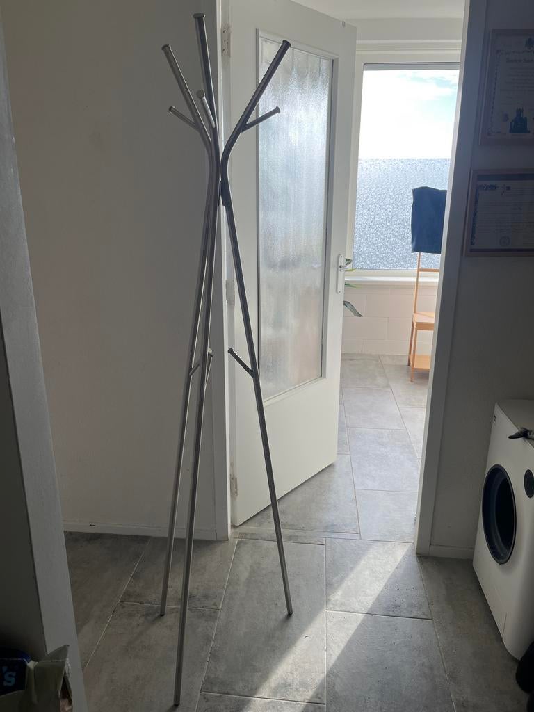 Moderne staande kapstok, RVS-look, Huis en Inrichting, Woonaccessoires | Kapstokken, Ophalen, Zo goed als nieuw, Metaal, Staande kapstok