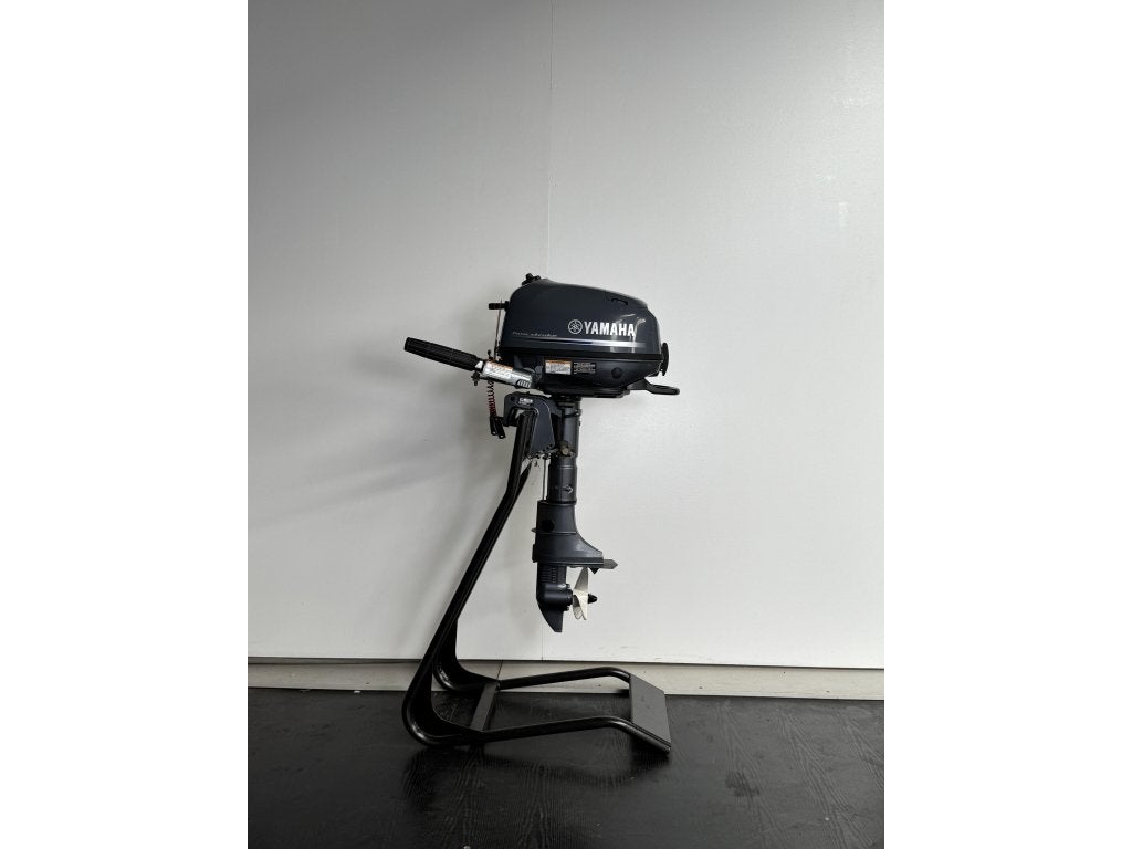 Yamaha 5PK kortstaart bj. 2018, Watersport en Boten, Gebruikt, Benzine