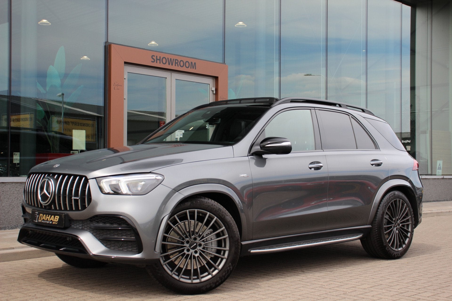 Mercedes-Benz GLE AMG 53 4MATIC+ | PANO | LUCHTVERING | STOE, Auto's, Automaat, Dealer onderhouden, Gebruikt, GLE