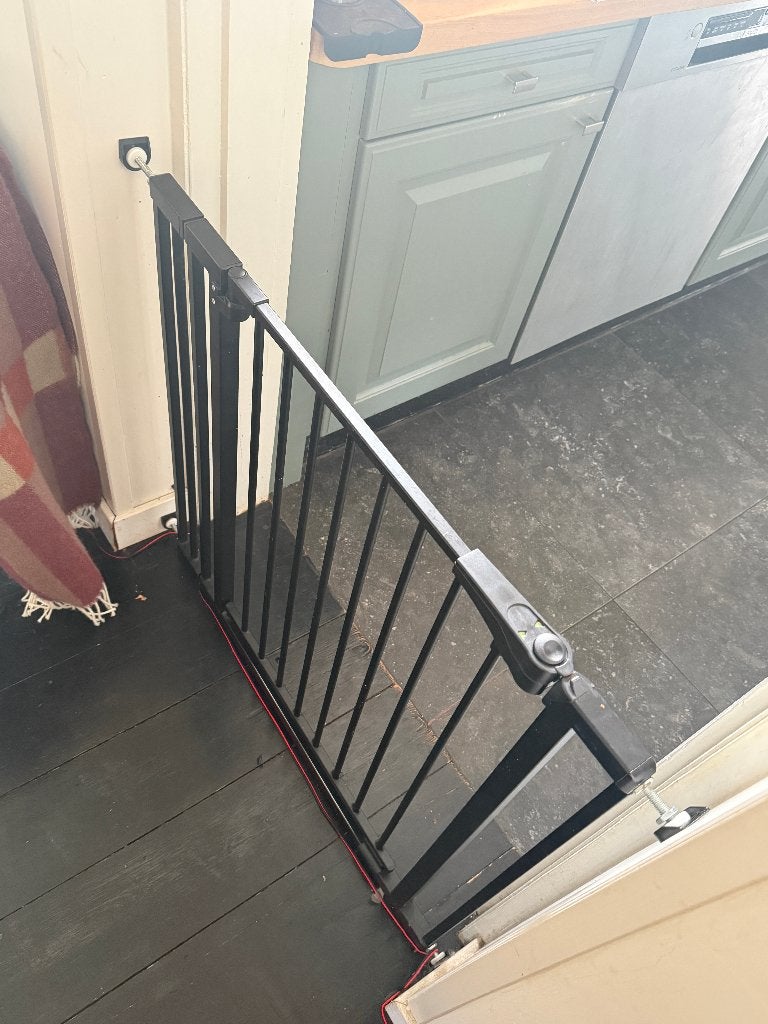 Zwarte Traphek, Kinderen en Baby's, Ophalen, Zo goed als nieuw, Metaal of IJzer, 115 cm of meer