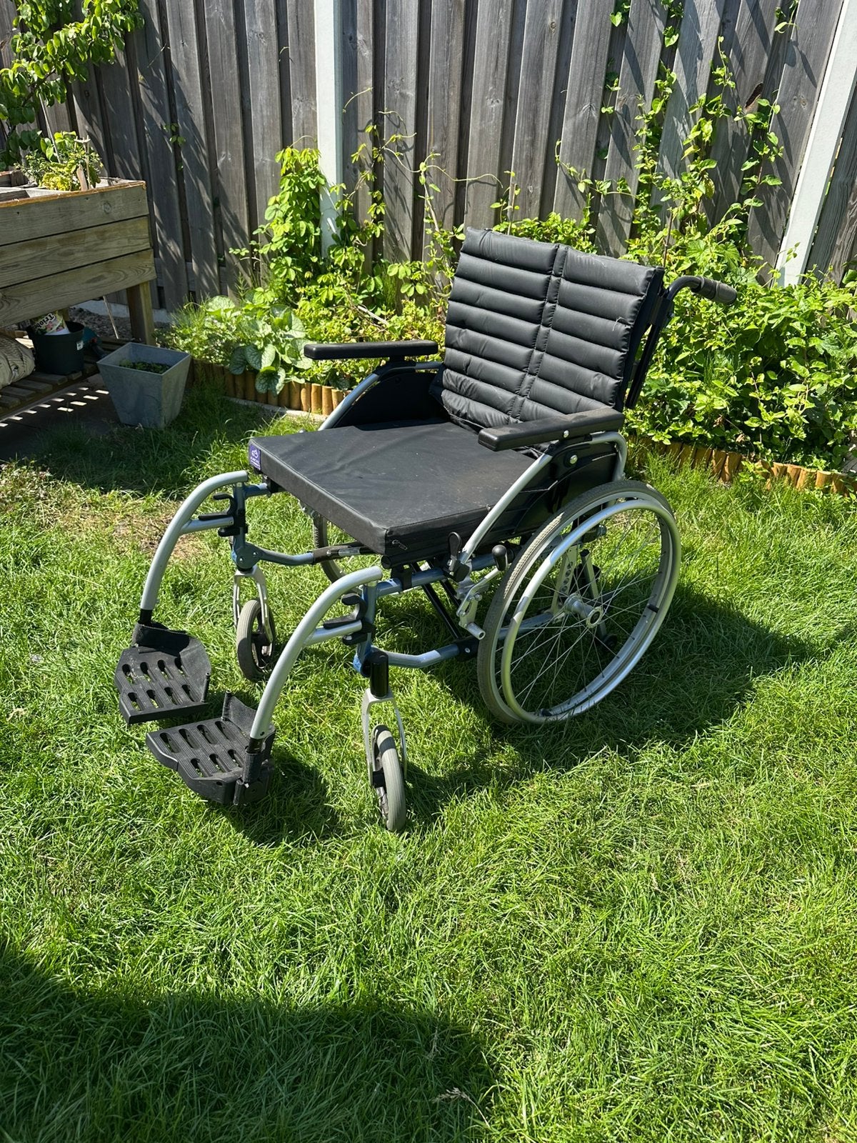 Opklapbare rolstoel Excel G5, Diversen, Rolstoelen, Ophalen, Zo goed als nieuw, Duwrolstoel