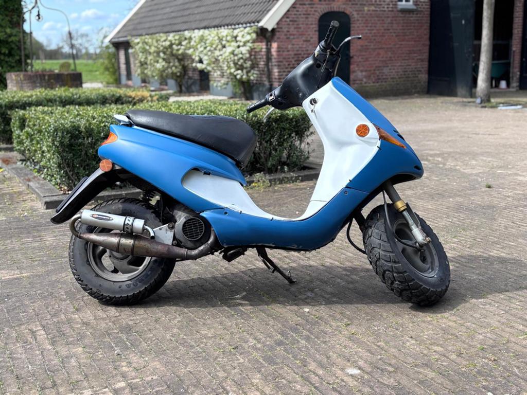 Peugeot buxy, Fietsen en Brommers, Scooters | Overige merken, Tweetakt, Ophalen of Verzenden, Zo goed als nieuw, 50 cc