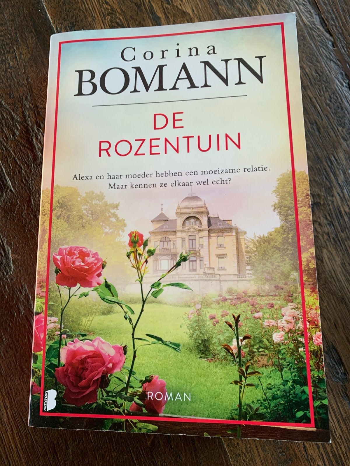 De Rozentuin - Corina Bomann (Roman), Ophalen of Verzenden, Zo goed als nieuw