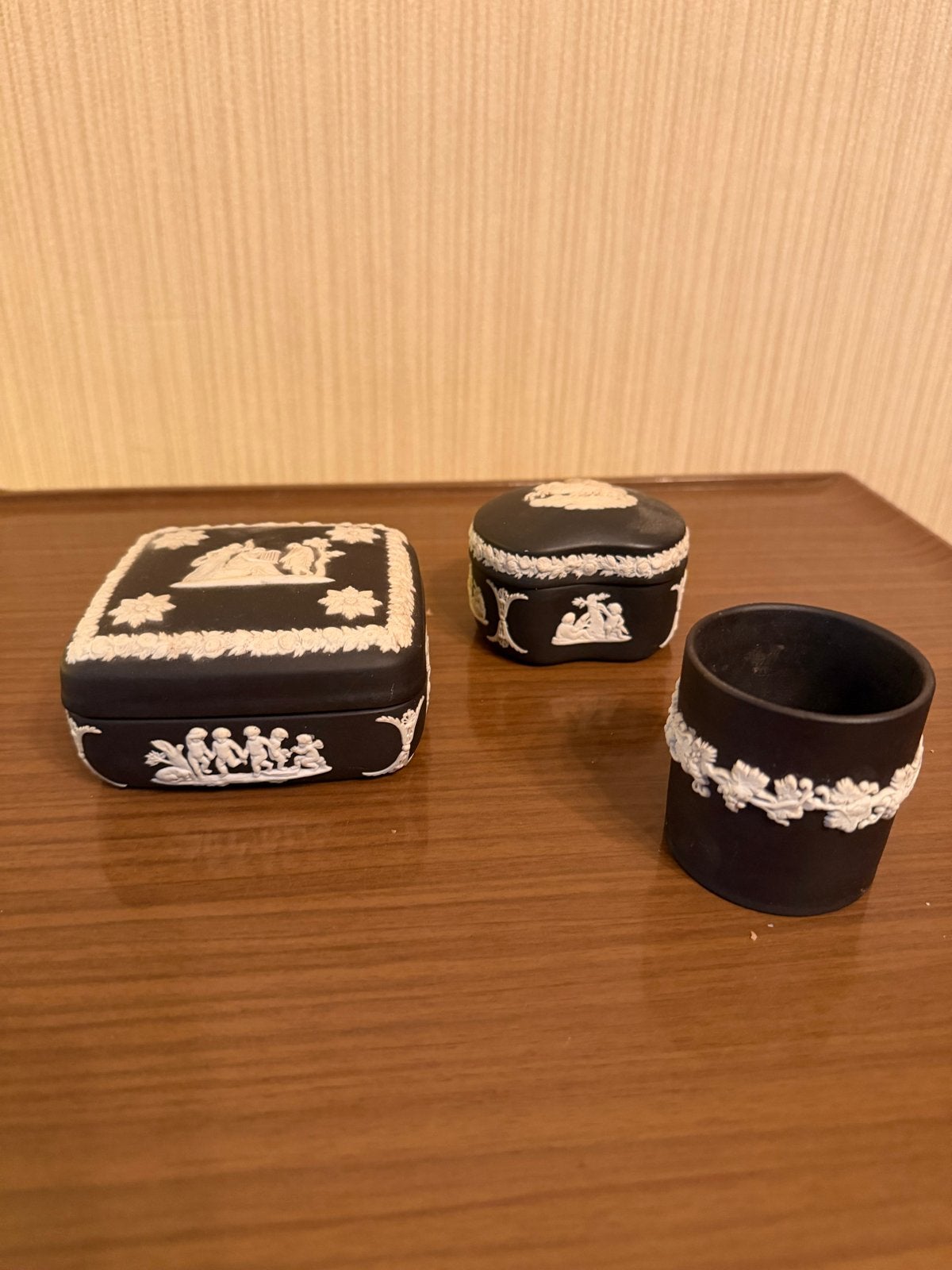 3 stuks Wedgwood Zwart Jasperware - Perfecte staat, Ophalen of Verzenden