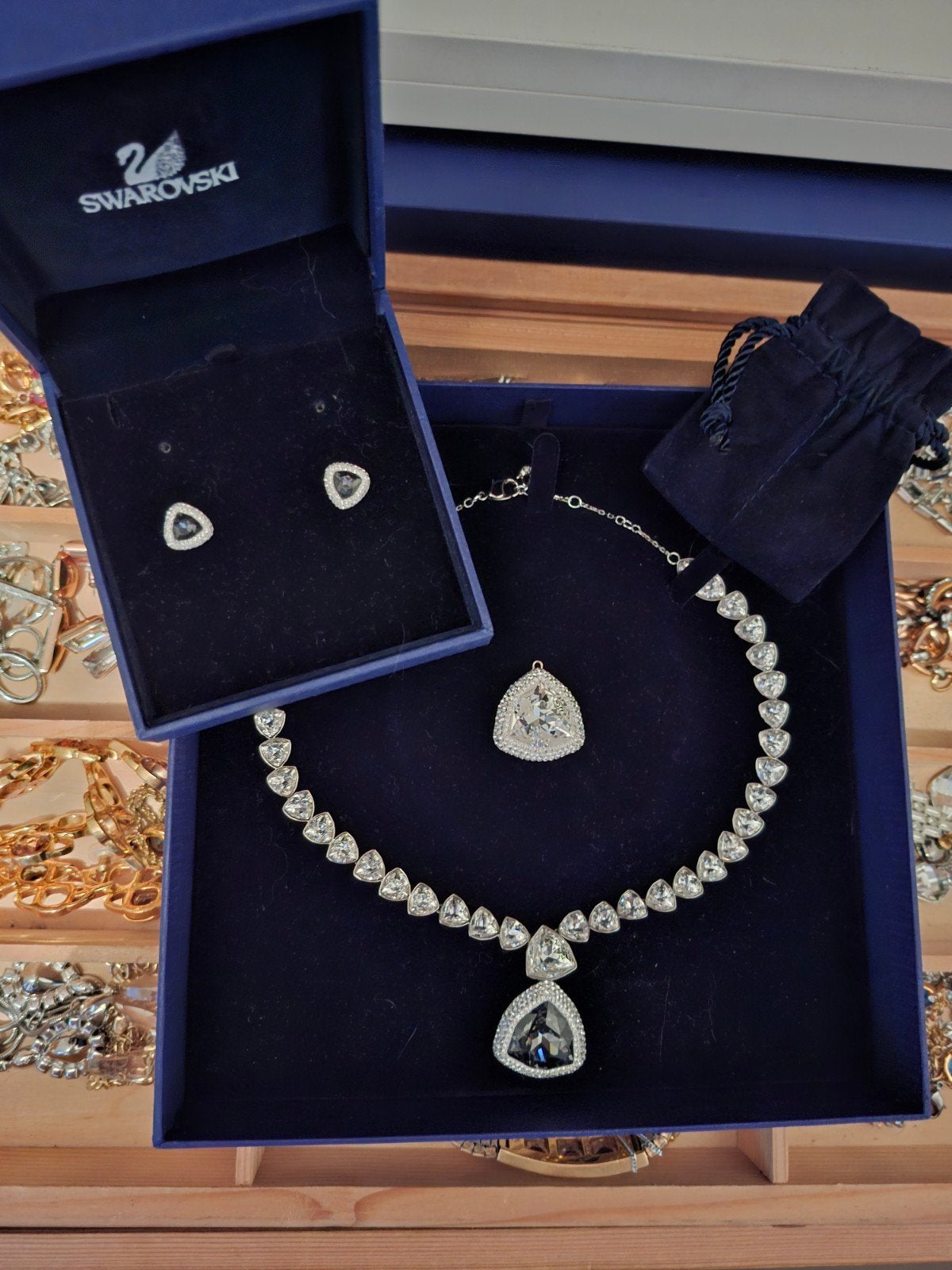 Swarovski ketting en oorstekers set met kristallen, Met kristal, Overige materialen, Ophalen of Verzenden, Zo goed als nieuw