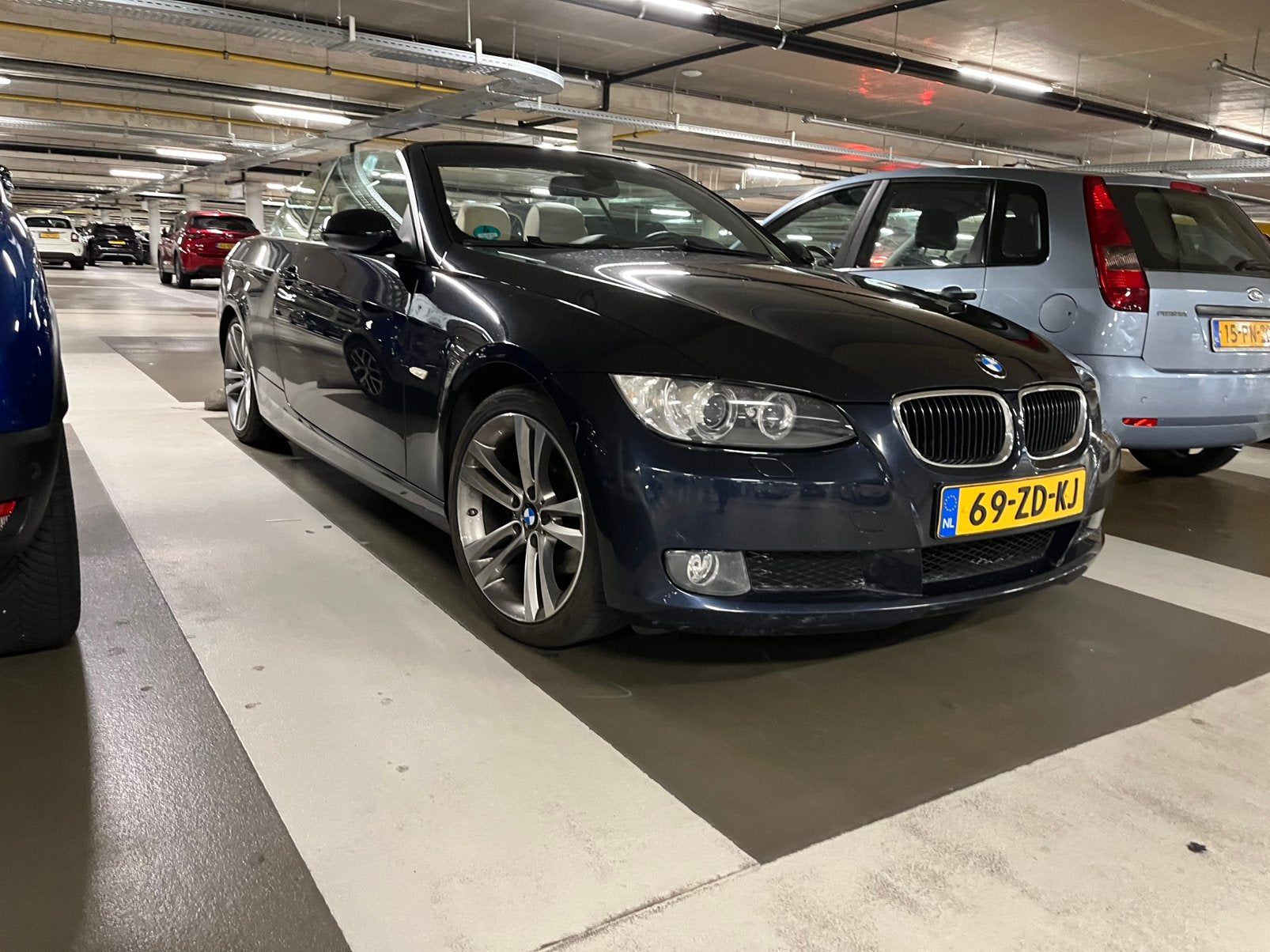 BMW 320i HANDGESCHAKELD 2008, Auto's, BMW, 1995 cc, Beige, 4 cilinders, Cabriolet