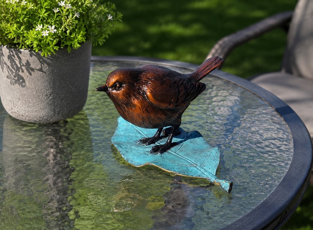 WINTERKONINKJE / VOGEL / Bronzen beeld / OP BLAD