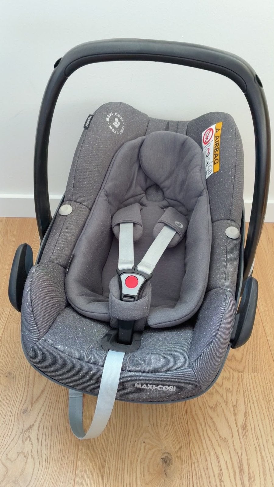 Maxi Cosi Pebble Plus met warme zak, Ophalen, Autogordel of Isofix, Zijbescherming, 0 t/m 13 kg