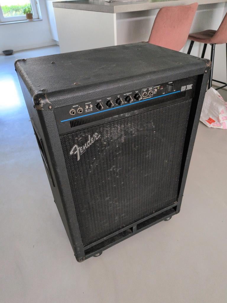 Fender BXR 300C basversterker, Muziek en Instrumenten, Versterkers | Bas en Gitaar, Ophalen, Gebruikt, Basgitaar, 100 watt of meer
