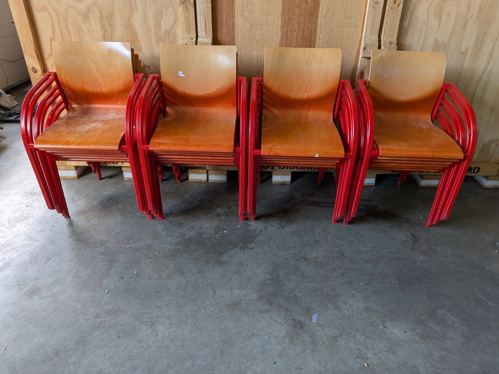 Kembo stapel stoelen, Huis en Inrichting, Ophalen, Gebruikt, Vijf, Zes of meer stoelen