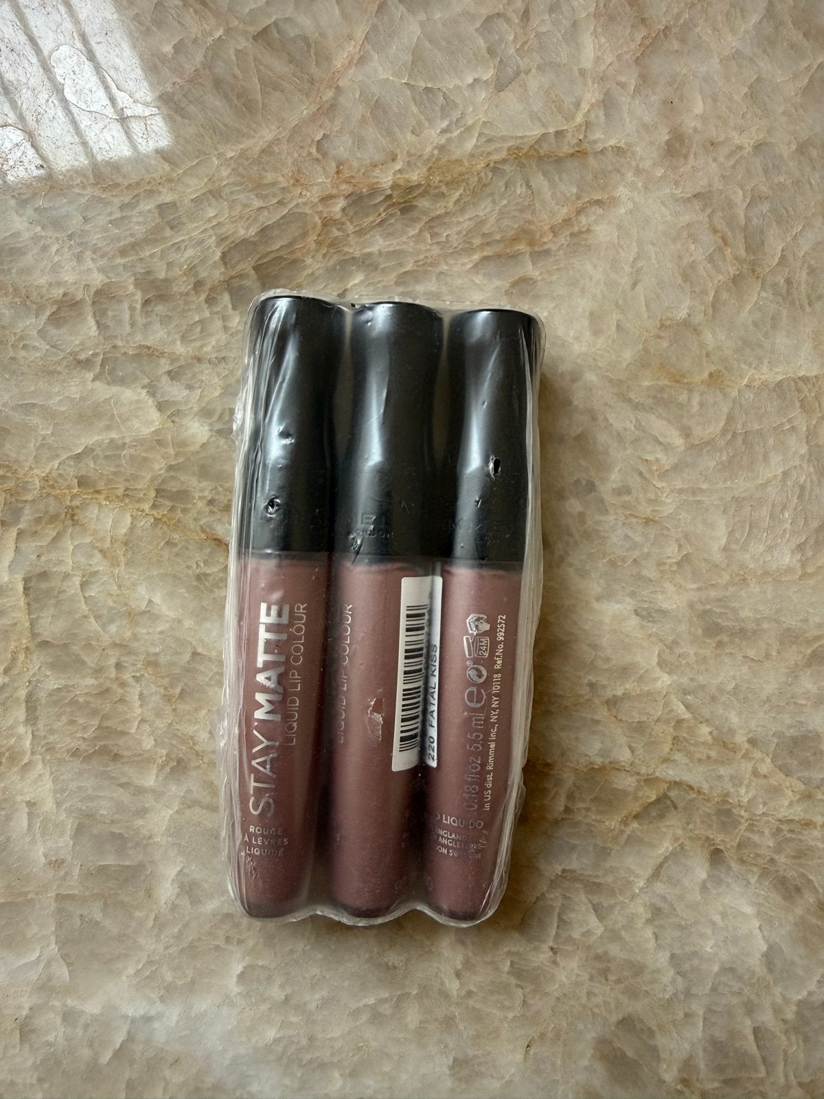 Rimmel Stay Matte Liquid Lip Colour - 220 Fatal Kiss (3 stuk, Lippen, Nieuw, Ophalen of Verzenden, Make-up