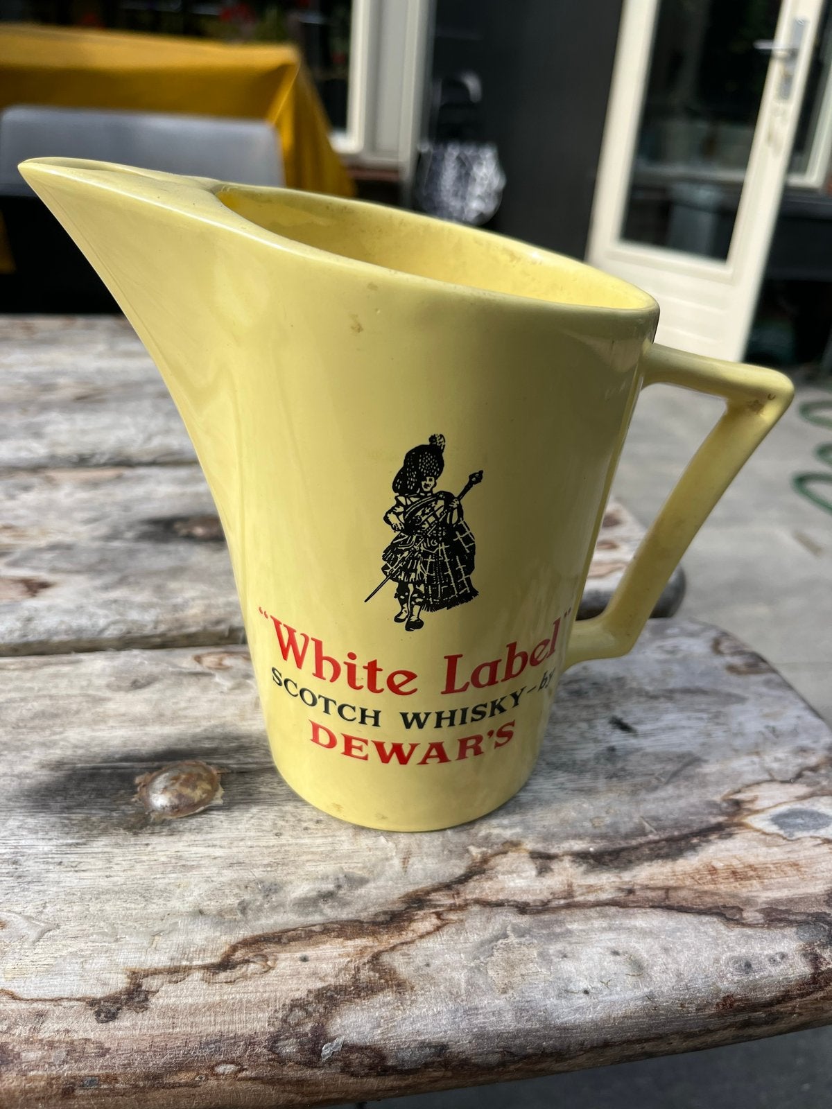 Vintage Wade Royal Victoria Dewar's Whisky Water Jug, Ophalen