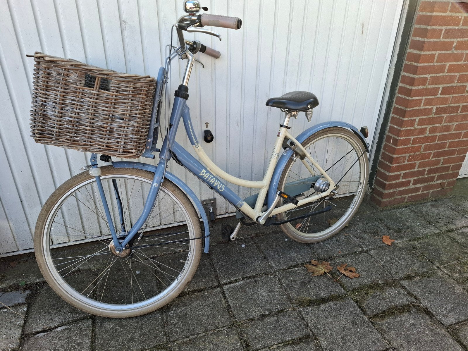 Te Koop, Batavus Damesfiets 28 inch met mand, Fietsen en Brommers, Fietsen | Dames | Damesfietsen, Velgrem, Versnellingen, Batavus
