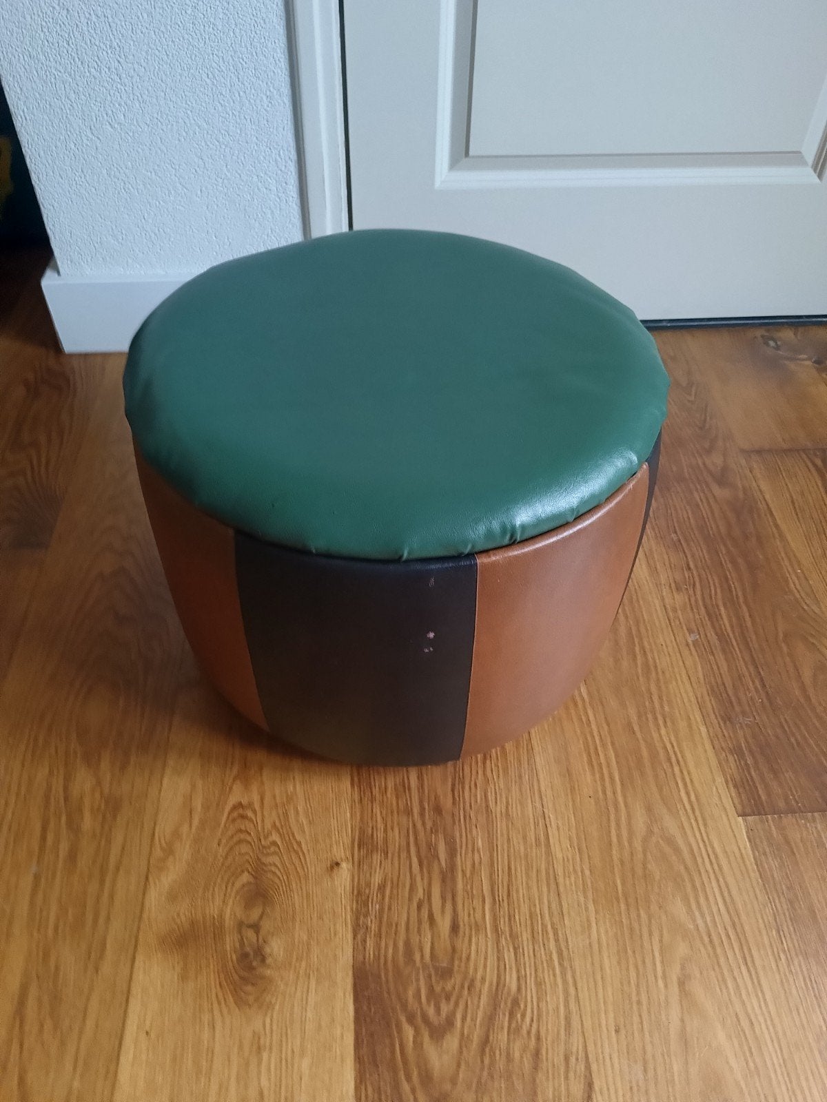 vintage skai poef, Ophalen, Rond, Minder dan 50 cm, Minder dan 50 cm