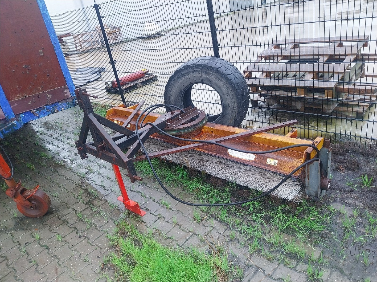 Gebruikte veegmachine en maaidek bloter 160 cm bieden!, Ophalen of Verzenden, Veehouderij, Oogstmachine