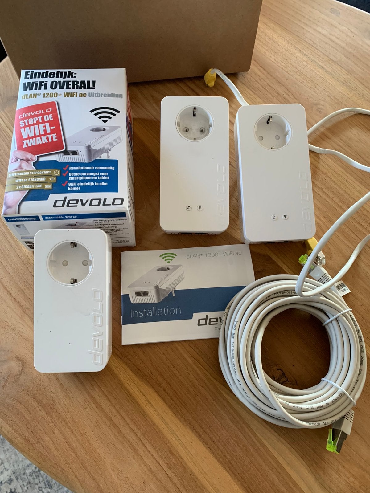 3 devolo dLAN 1200 en 1 wifi ac powerline, Computers en Software, WiFi-versterkers, Zo goed als nieuw, Ophalen of Verzenden