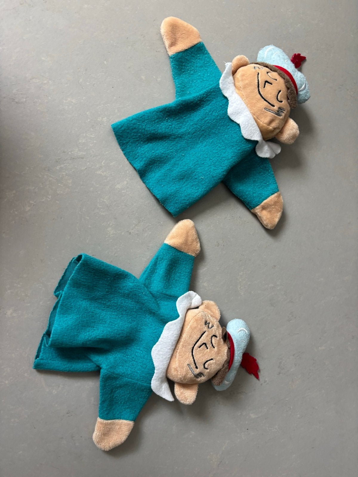 2 handpoppen sinterklaas pieten, Ophalen of Verzenden, Gebruikt, Jongen of Meisje
