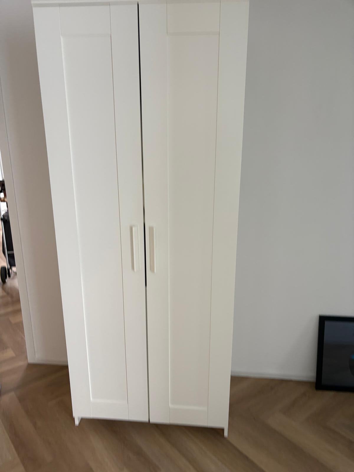 Brimnes kast nieuw, Ophalen, Nieuw